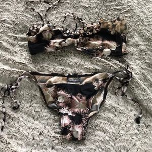 Insight bandeau ruffle top string bottom bikini S